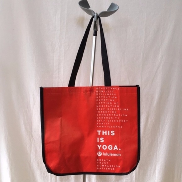 New Lululemon Tote Bag with Button Closure - Picture 1 of 12